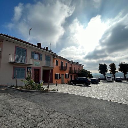 L'Incanto Casa Vacanze Montegrosso dʼAsti Екстериор снимка