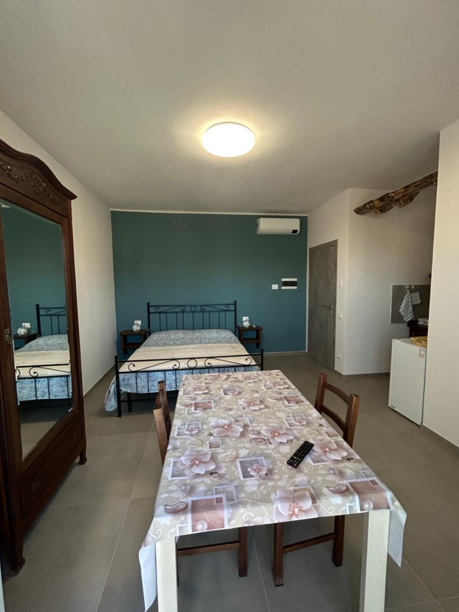 L'Incanto Casa Vacanze Montegrosso dʼAsti Екстериор снимка
