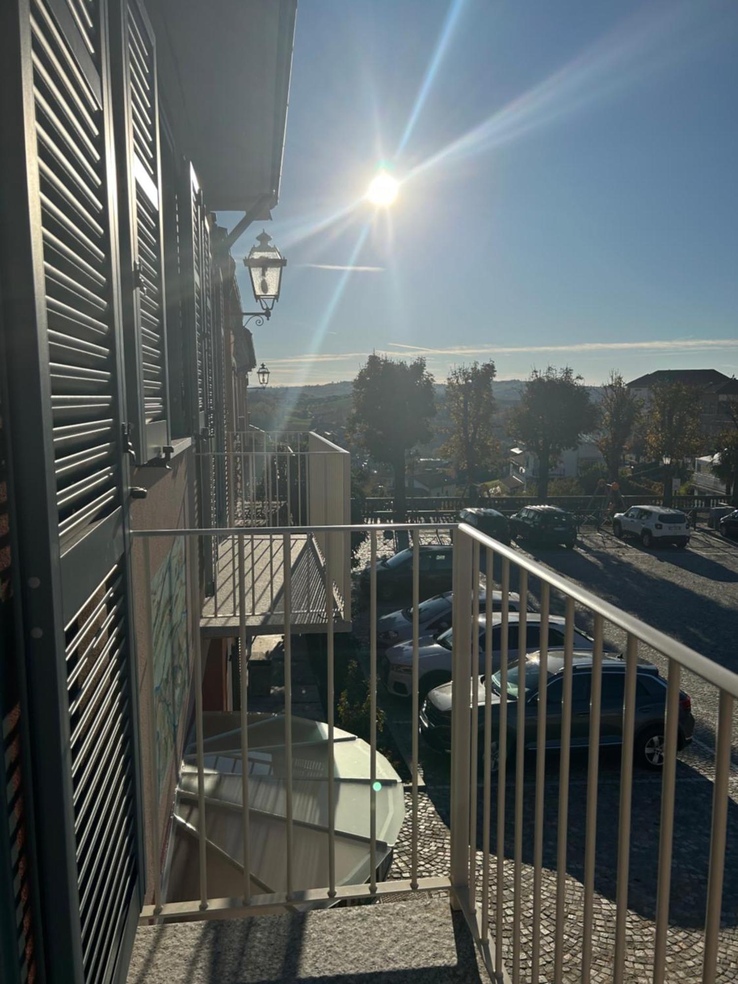 L'Incanto Casa Vacanze Montegrosso dʼAsti Екстериор снимка